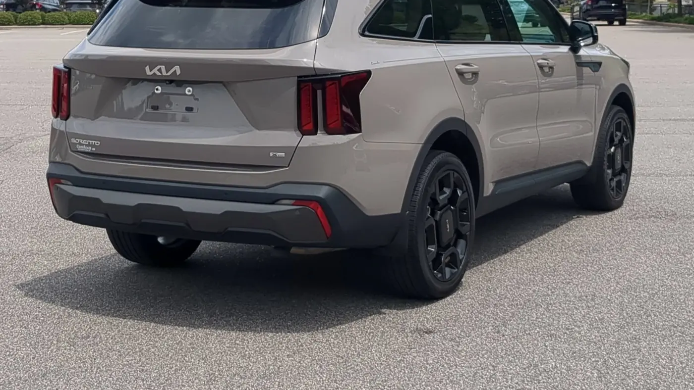 2024 Kia Sorento X-Line EX