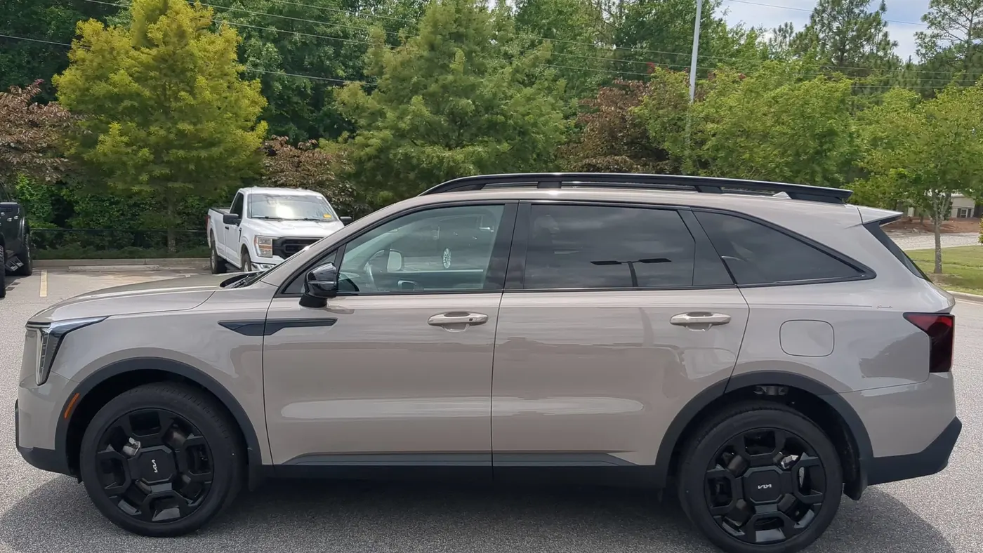 2024 Kia Sorento X-Line EX