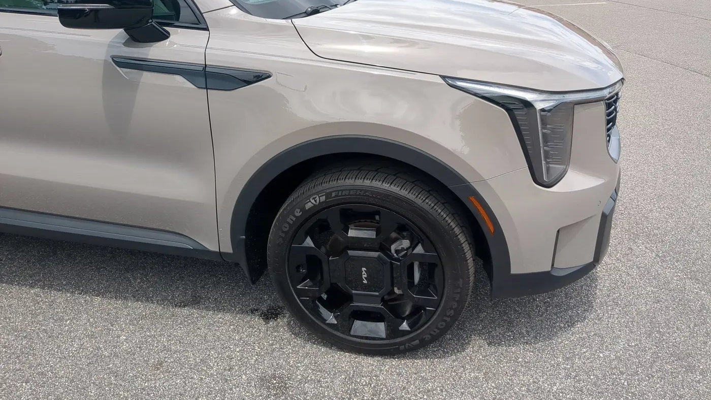 2024 Kia Sorento X-Line EX