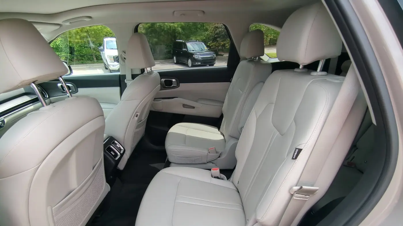 2024 Kia Sorento X-Line EX