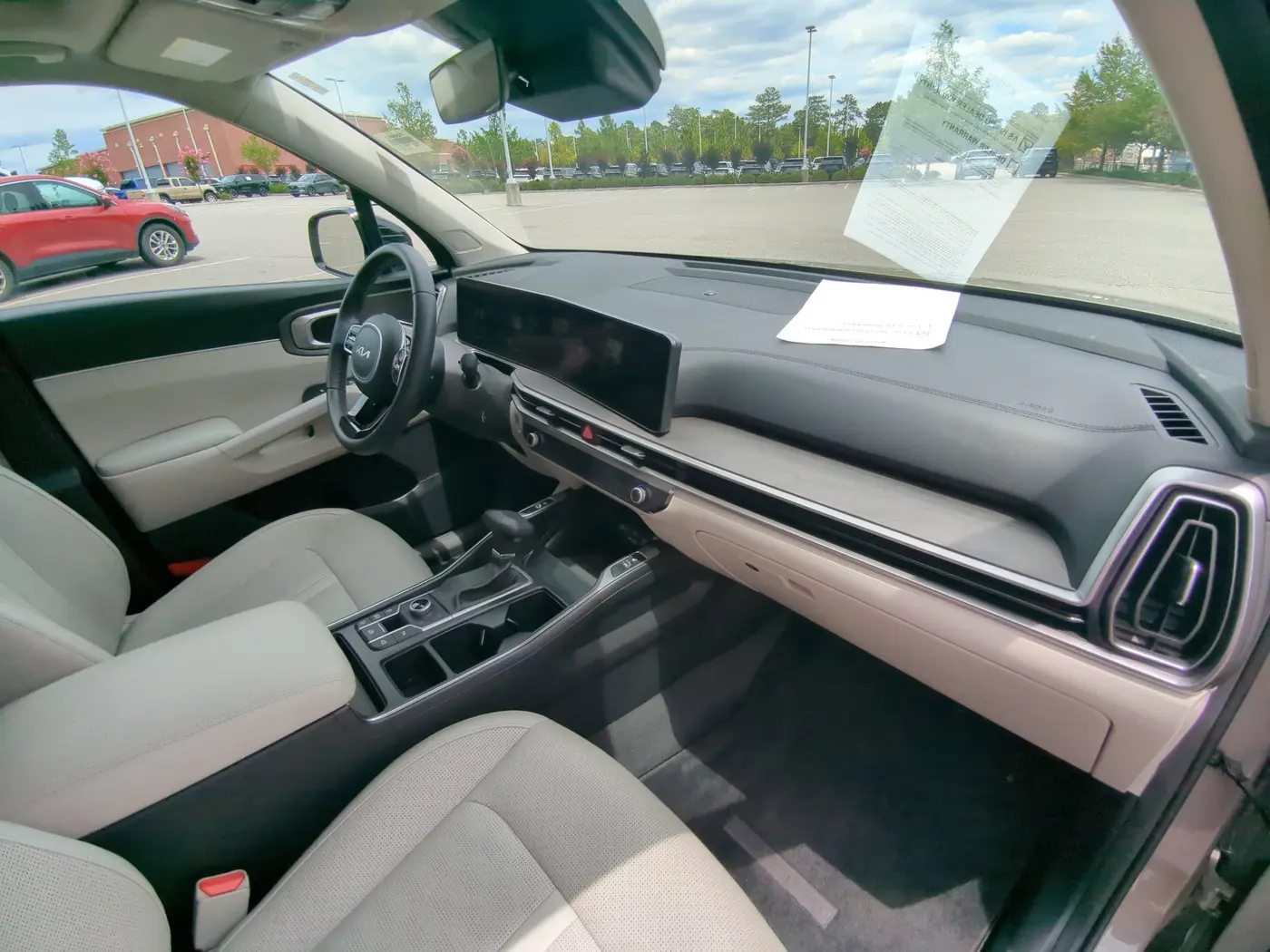 2024 Kia Sorento - $33,754