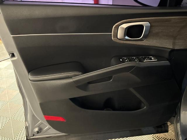 2021 Kia Sorento - $18,250