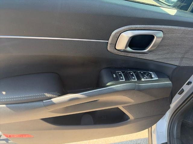 2023 Kia Sorento - $33,533