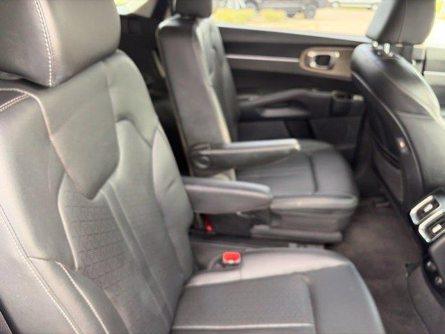 2023 Kia Sorento - $27,777