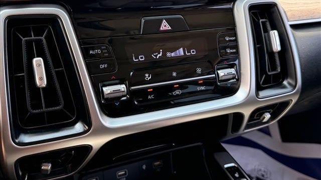 2022 Kia Sorento X-Line EX