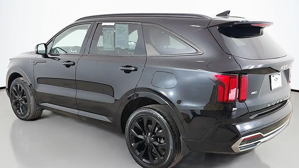 2022 Kia Sorento X-Line EX