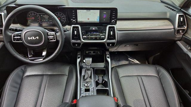2022 Kia Sorento X-Line EX