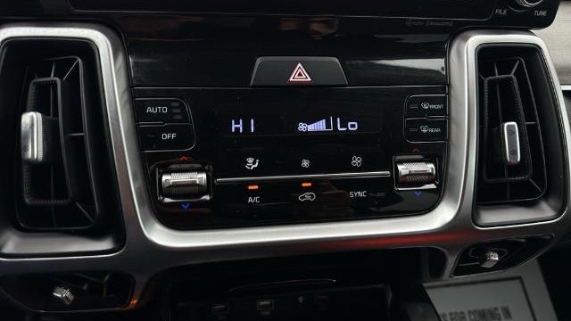 2022 Kia Sorento X-Line EX