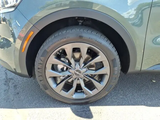 2023 Kia Sorento - $24,959