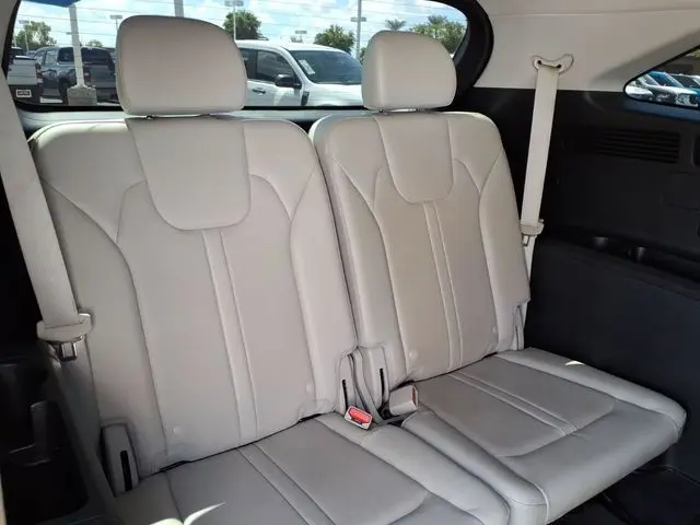 2023 Kia Sorento - $24,959