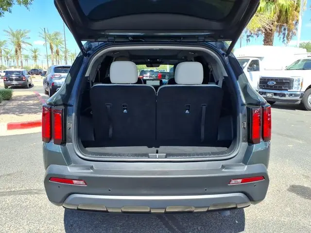 2023 Kia Sorento - $24,959