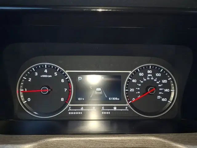 2023 Kia Sorento - $24,959