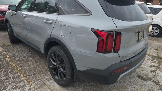 2022 Kia Sorento X-Line EX
