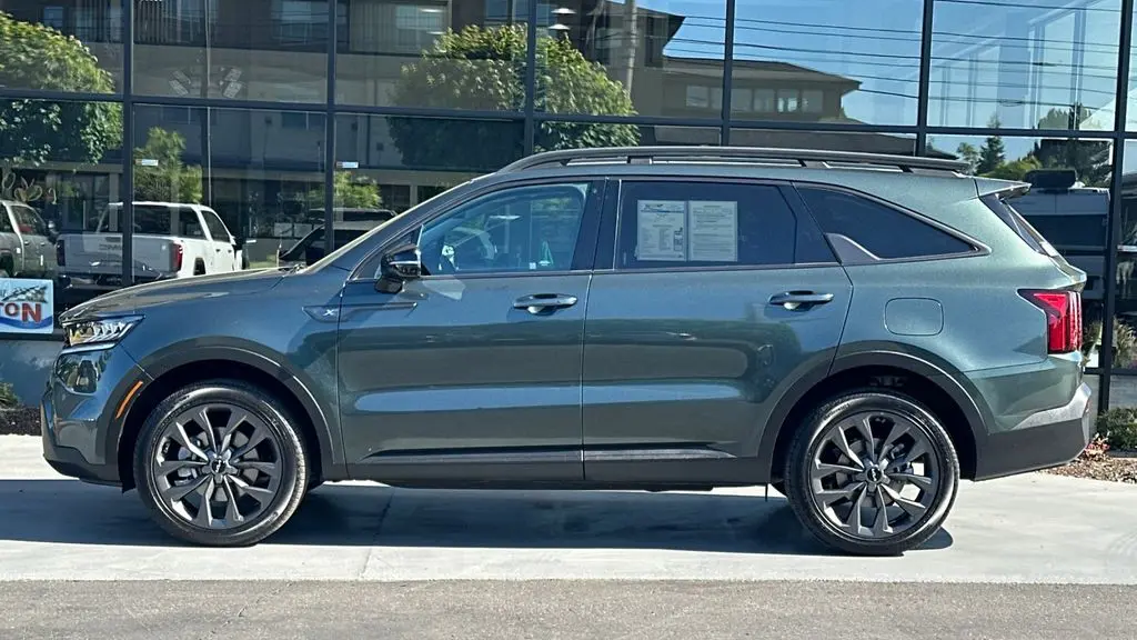 2023 Kia Sorento X-Line EX