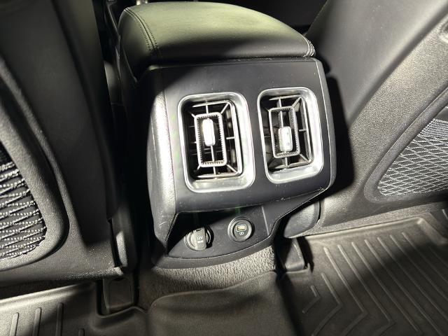 2023 Kia Sorento - $27,995