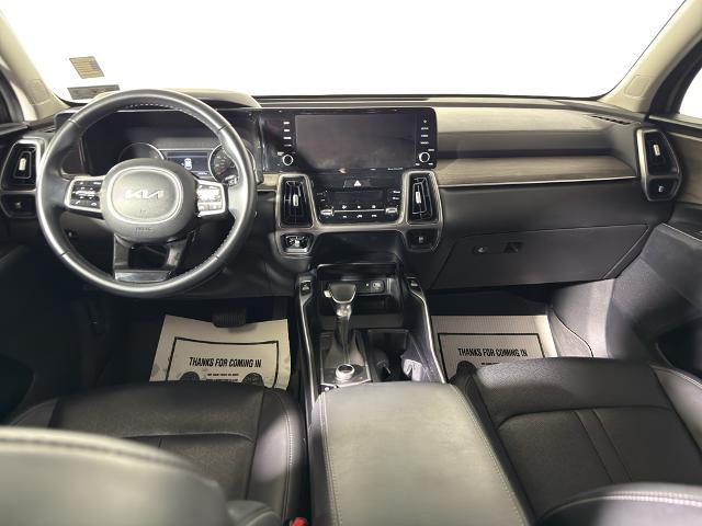 2023 Kia Sorento - $27,995