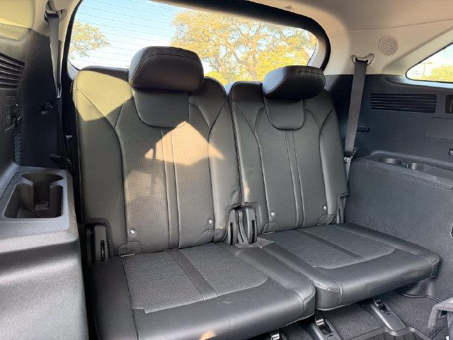 2026 Kia Sorento - $40,213