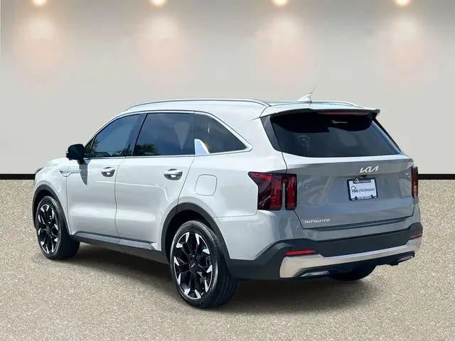 2025 Kia Sorento - $31,367