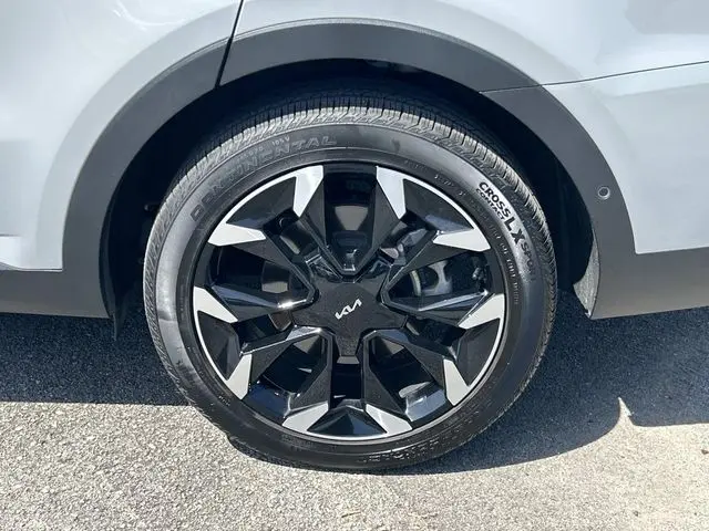 2025 Kia Sorento - $31,367