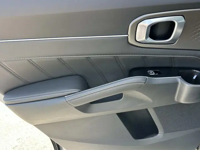2025 Kia Sorento - $31,367