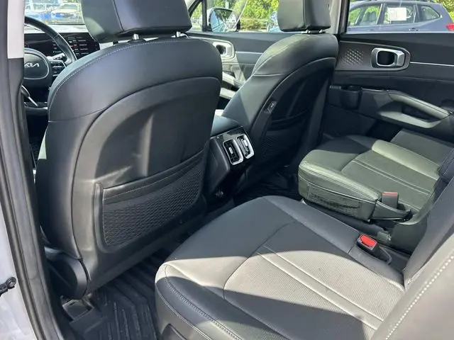 2025 Kia Sorento - $31,367