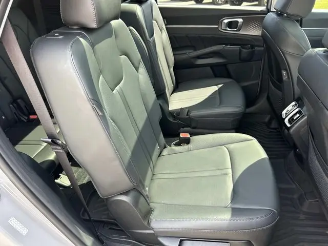 2025 Kia Sorento - $31,367