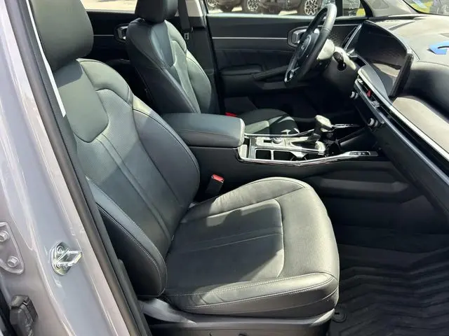 2025 Kia Sorento - $31,367