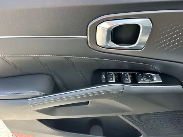 2025 Kia Sorento - $31,367