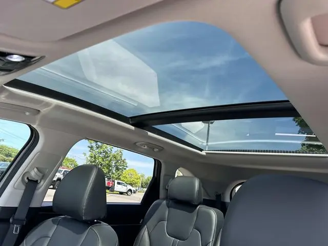 2025 Kia Sorento - $31,367
