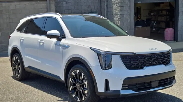 2025 Kia Sorento SX