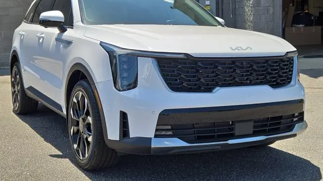 2025 Kia Sorento SX