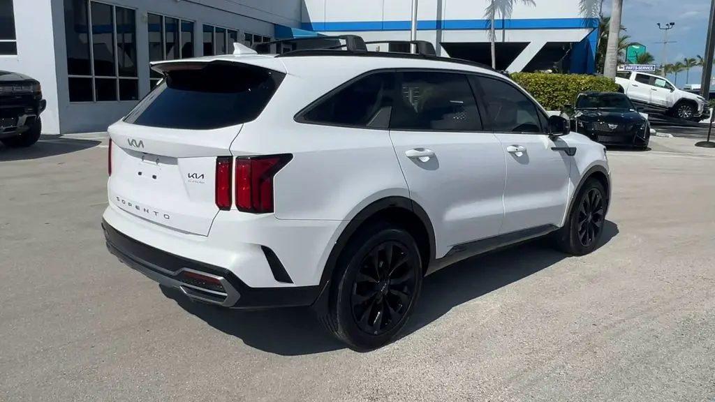 2022 Kia Sorento - $25,980
