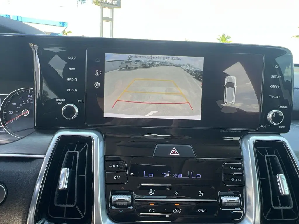 2022 Kia Sorento - $25,980