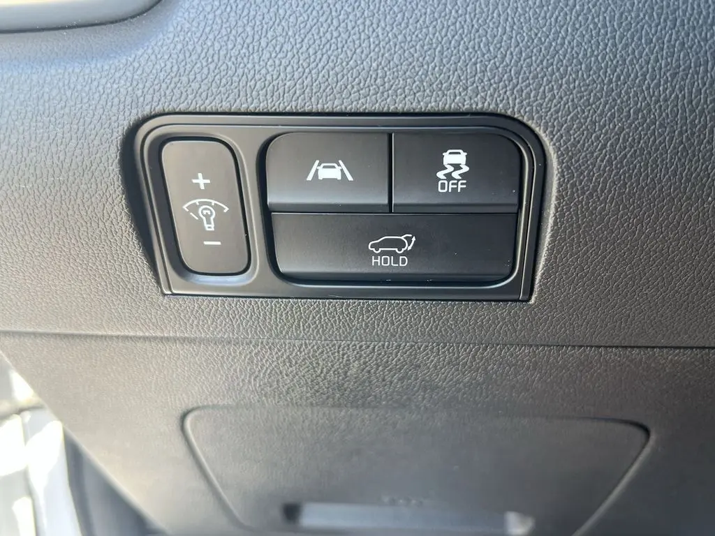 2022 Kia Sorento - $25,980