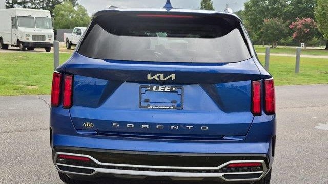 2022 Kia Sorento SX