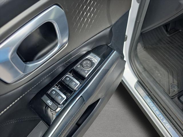 2023 Kia Sorento - $24,400
