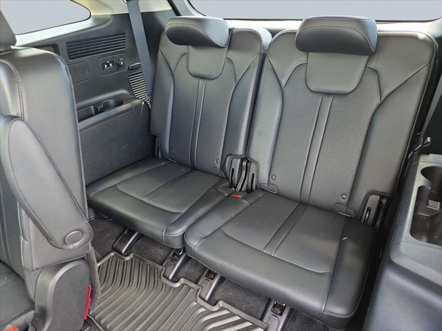 2023 Kia Sorento - $24,400