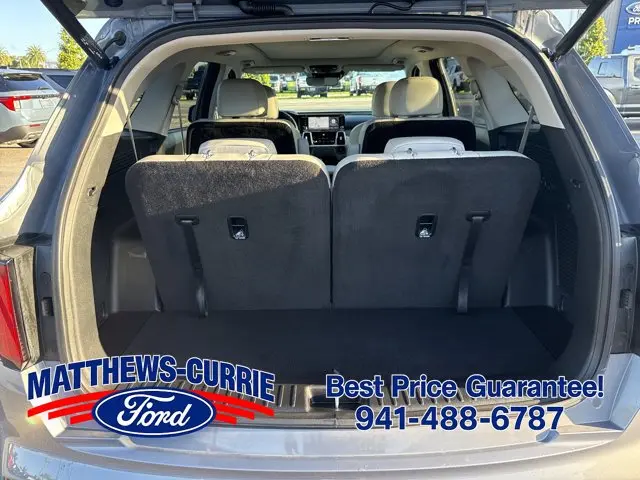 2023 Kia Sorento - $27,700