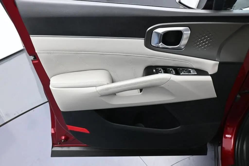 2023 Kia Sorento - $24,991