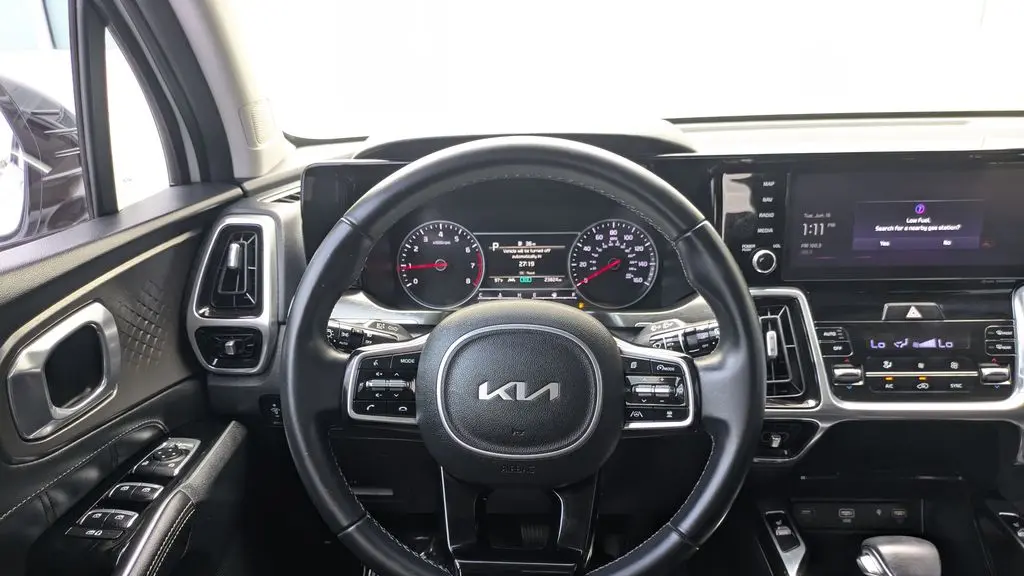 2022 Kia Sorento SX