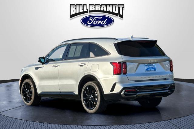 2022 Kia Sorento - $26,200
