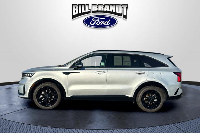 2022 Kia Sorento - $26,200