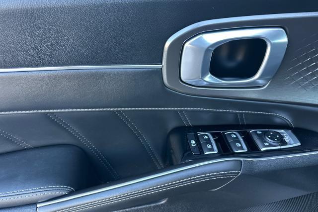 2022 Kia Sorento - $26,200