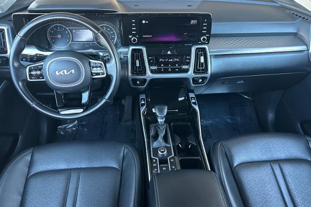2022 Kia Sorento - $26,200