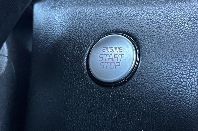 2022 Kia Sorento - $26,200