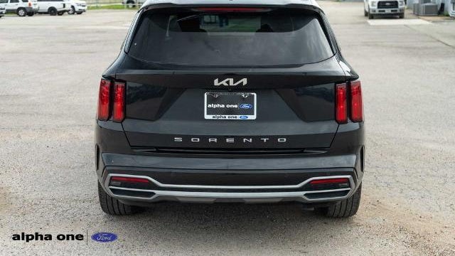 2022 Kia Sorento SX
