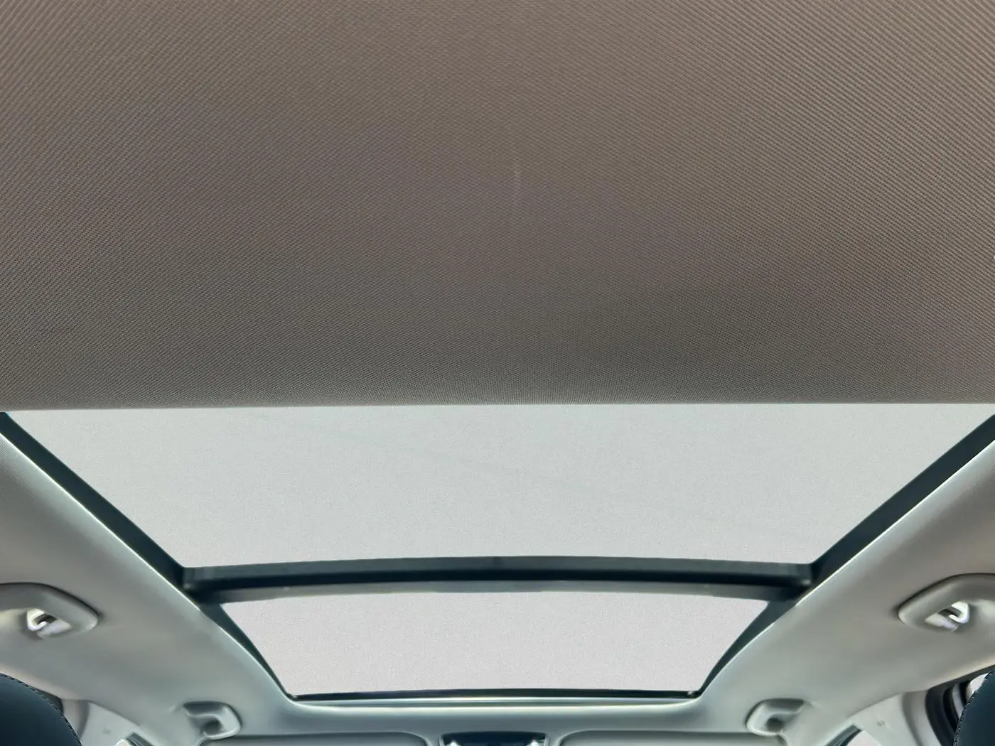 2023 Kia Sorento - $24,125