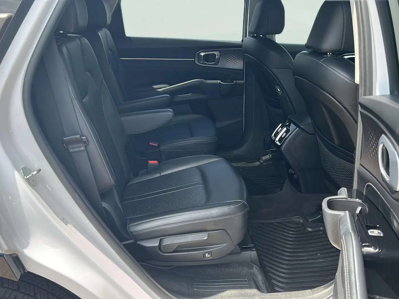 2023 Kia Sorento - $24,125