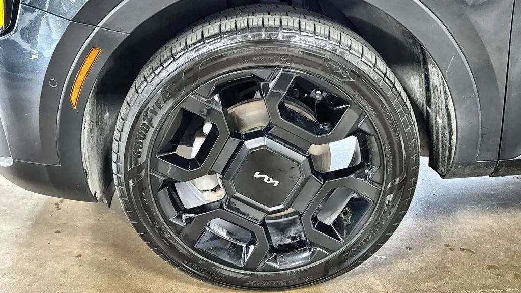 2024 Kia Sorento X-Pro SX-Prestige
