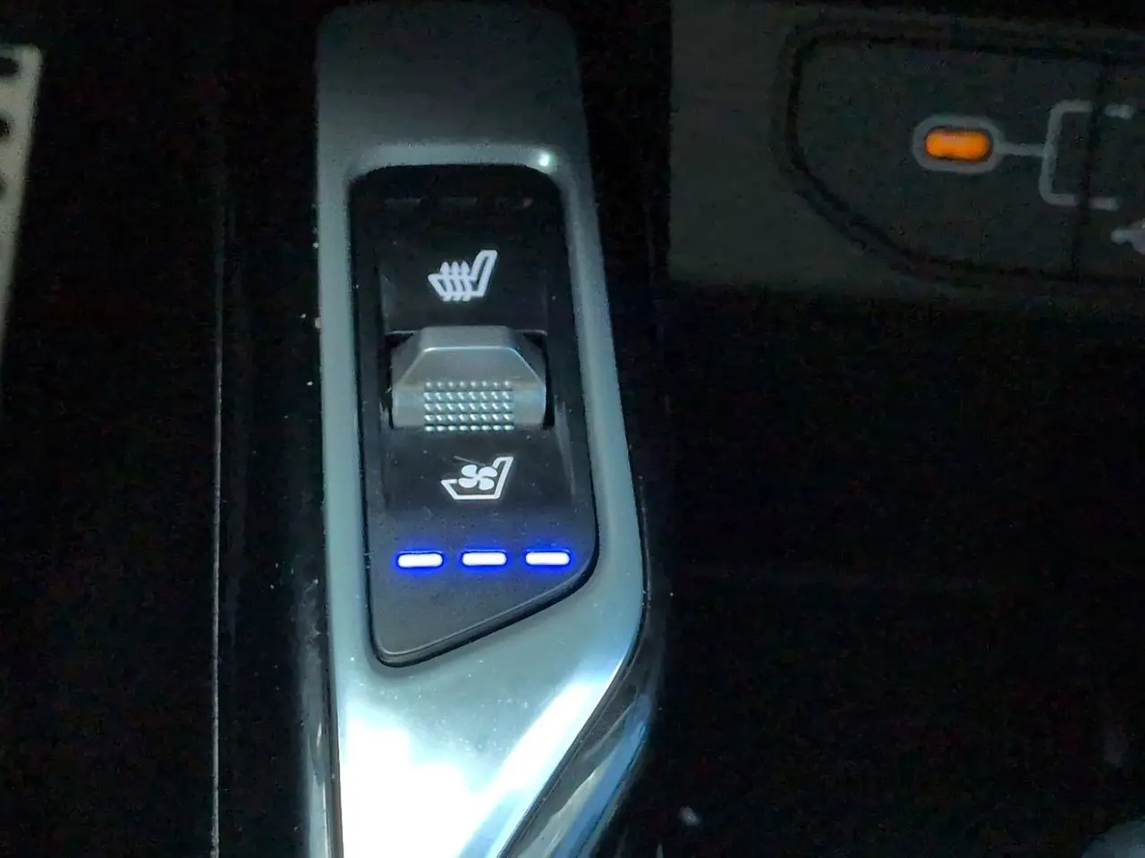 2026 Kia Sorento - $40,875
